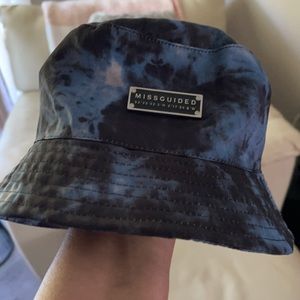 Tye Dye Misguided Bucket Hat 🎩